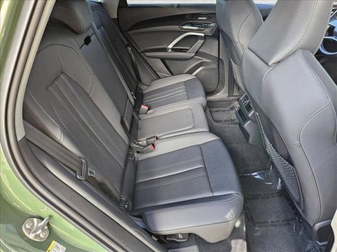 Certified 2025 Audi Q5 Premium Plus w/ Premium Plus image 18