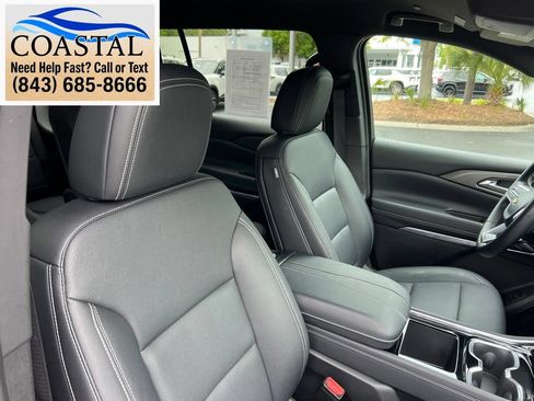 Used 2025 Chevrolet Traverse LT AWD/4WD image 26