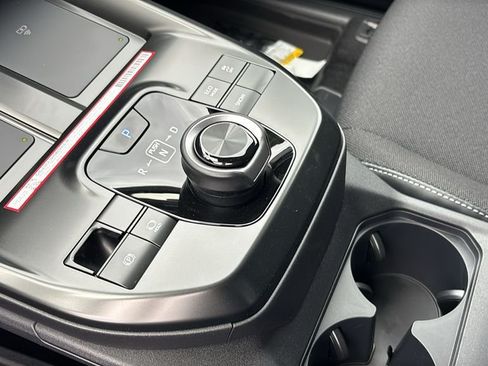 New 2026 Toyota C-HR AWD/4WD image 23