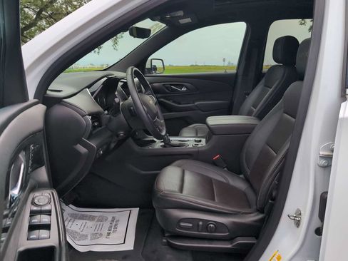 Used 2023 Chevrolet Traverse High Country FWD image 20