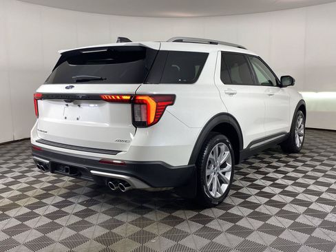 Used 2025 Ford Explorer Platinum w/ Ultimate Package AWD/4WD image 5