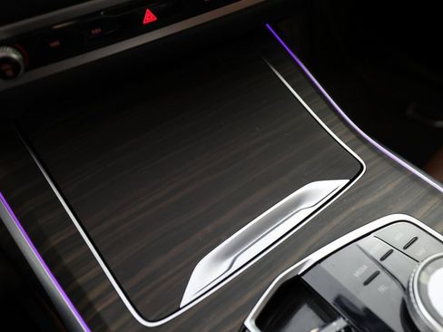 Used 2023 BMW X7 xDrive40i w/ Executive Package image 44