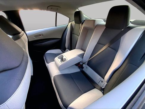 Used 2026 Toyota Corolla LE FWD image 19