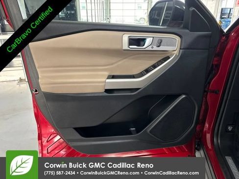 Used 2023 Ford Explorer Limited AWD/4WD image 12