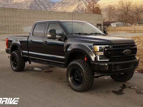Used 2022 Ford F350 Lariat w/ Tremor Off-Road Package image 2