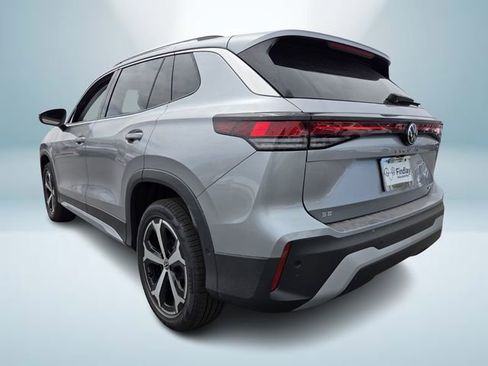 New 2026 Volkswagen Tiguan SE AWD/4WD image 3