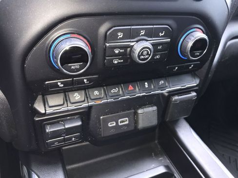 Used 2020 Chevrolet Silverado 1500 LT Trail Boss image 18