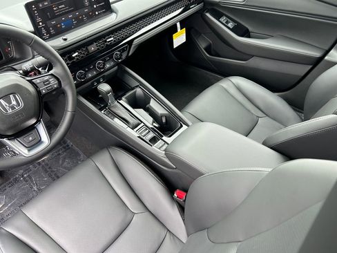 New 2026 Honda Accord Touring image 15