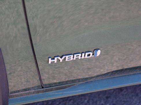 Used 2021 Toyota Sienna LE AWD/4WD image 9