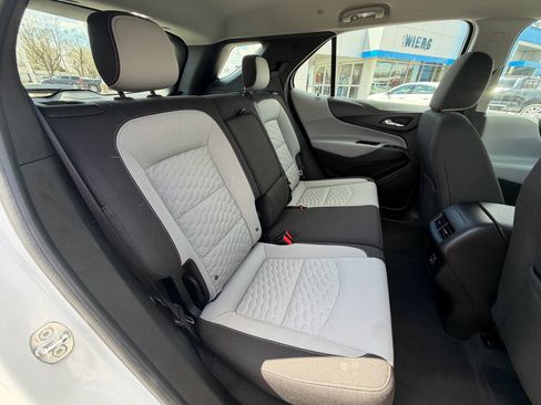 Used 2020 Chevrolet Equinox LS image 13