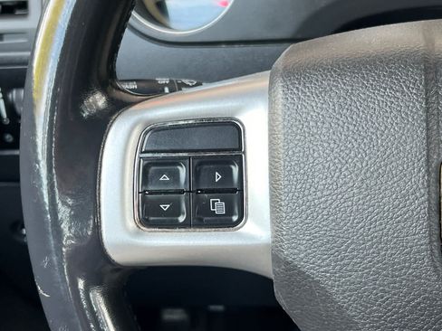Used 2013 Dodge Challenger SXT RWD image 22