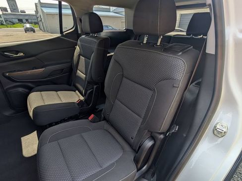 Used 2023 GMC Acadia SLE w/ Driver Convenience Package AWD/4WD image 14