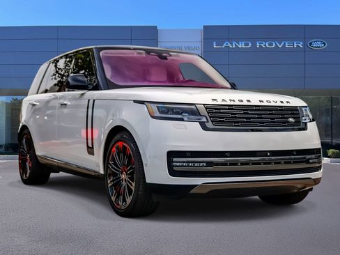 Certified 2023 Land Rover Range Rover Long Wheelbase SE AWD/4WD image 3