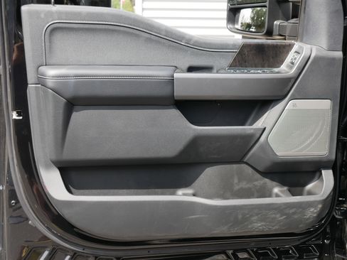 New 2025 Ford F250 Lariat w/ Lariat Ultimate Package image 40