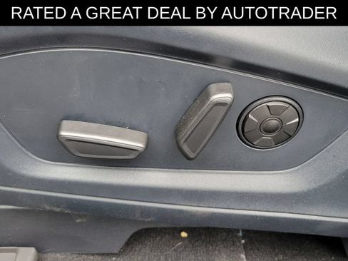 Used 2025 Ford Explorer ST AWD/4WD image 17