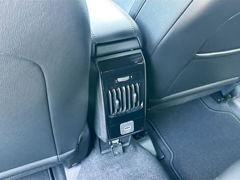 New 2026 Jeep Compass Latitude image 17