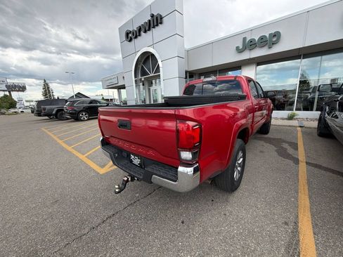 Used 2019 Toyota Tacoma SR5 RWD image 4