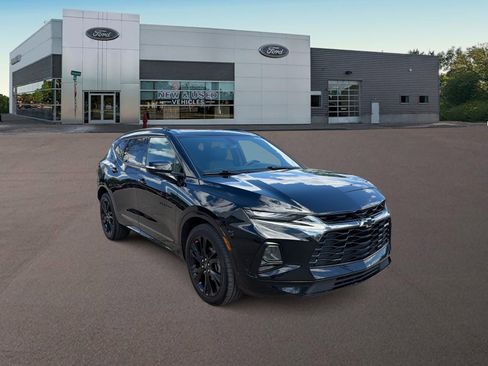 Used 2019 Chevrolet Blazer RS w/ Sun and Wheels Package AWD/4WD image 2