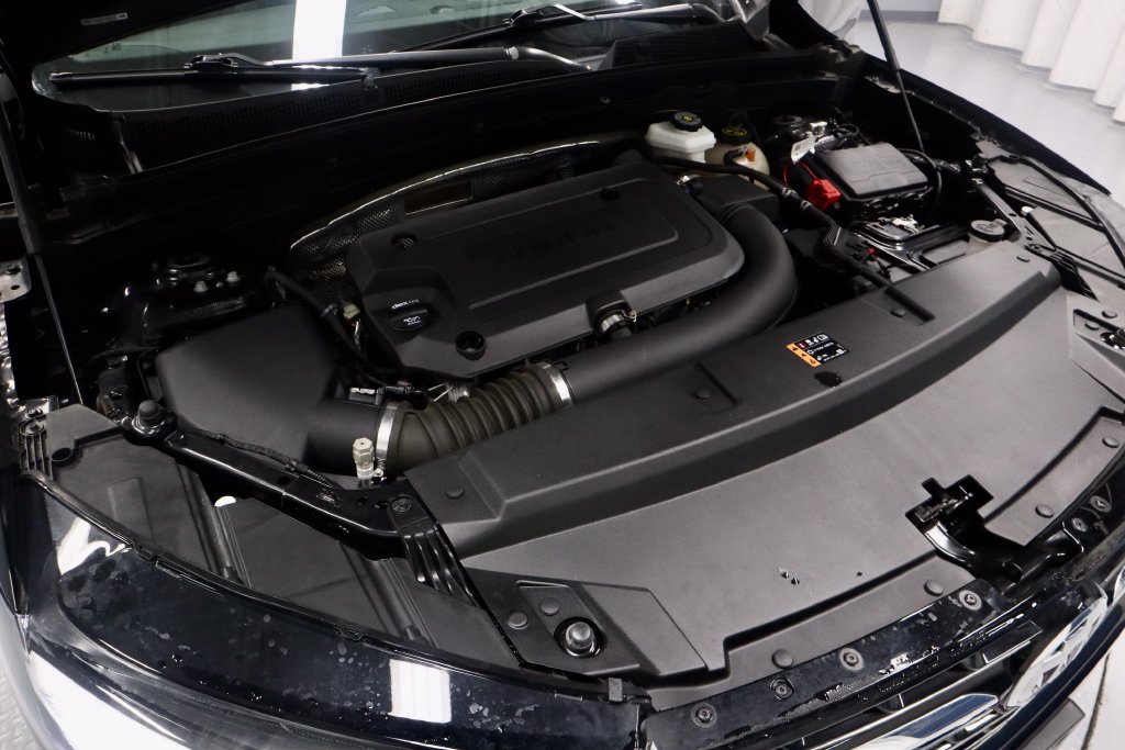 Used 2023 Buick Envision Essence w/ Sport Touring Package AWD/4WD image 16