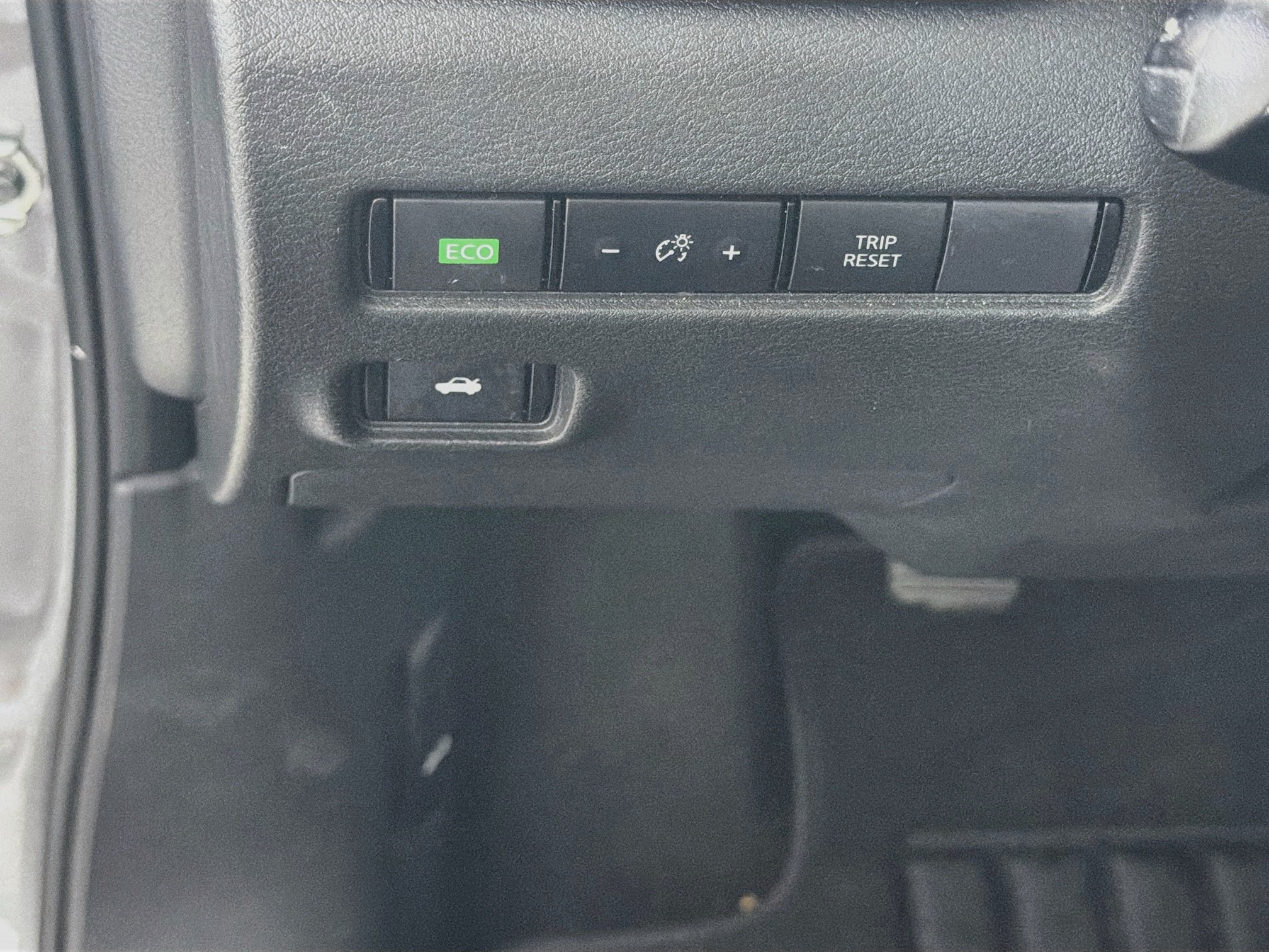 Used 2023 Nissan Sentra SV w/ All-Weather Package FWD image 16