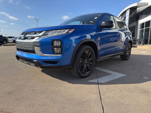 Used 2025 Mitsubishi Outlander Sport LE image 7