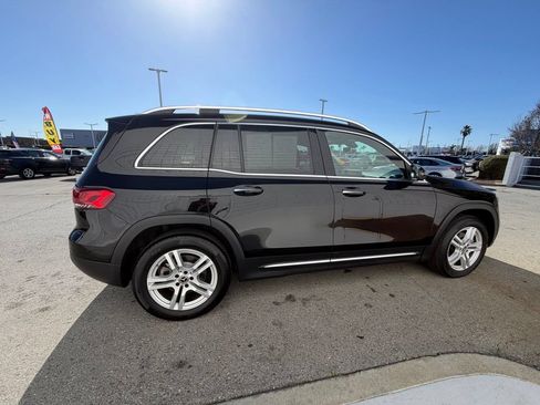 Used 2023 Mercedes-Benz GLB 250 4MATIC image 7