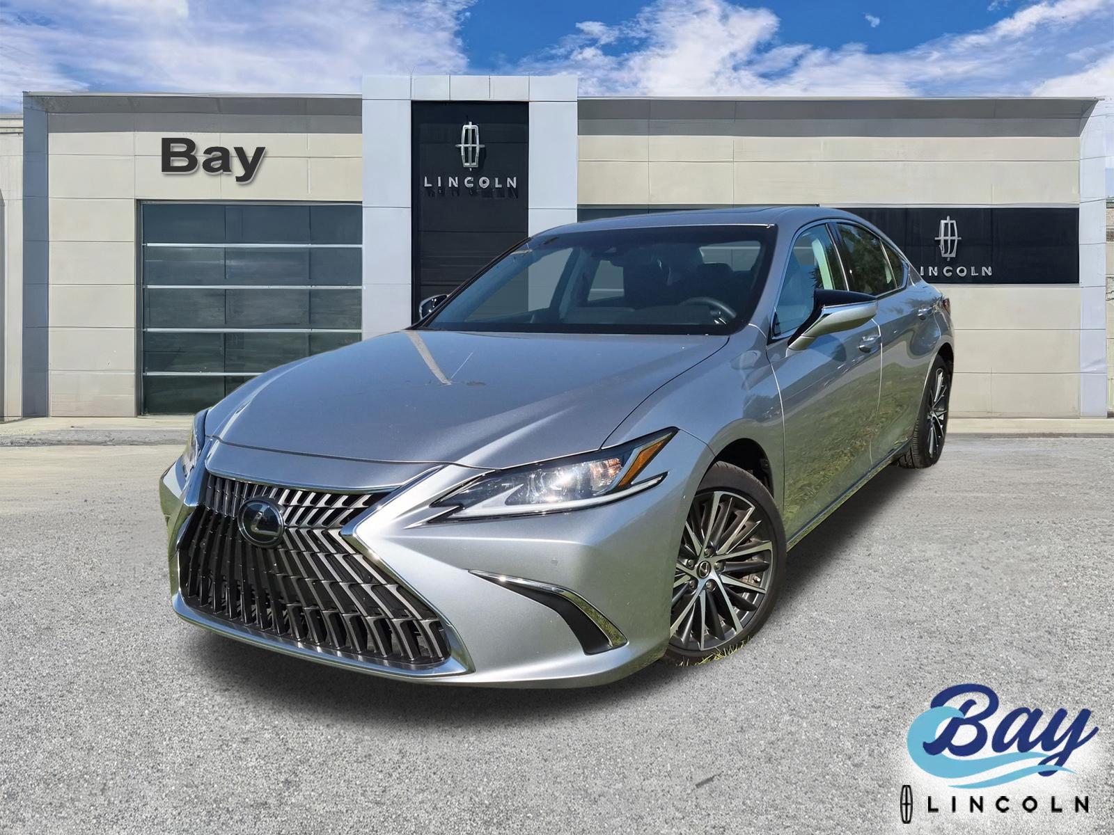 Used 2025 Lexus ES 350 w/ Premium Package FWD image 1