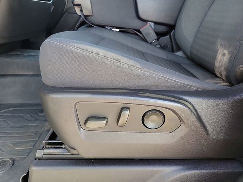 Used 2024 GMC Sierra 1500 Elevation image 12