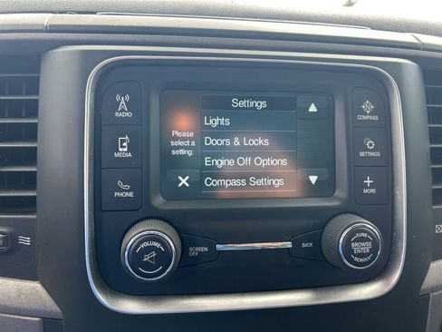 Used 2014 RAM 1500 Express image 31