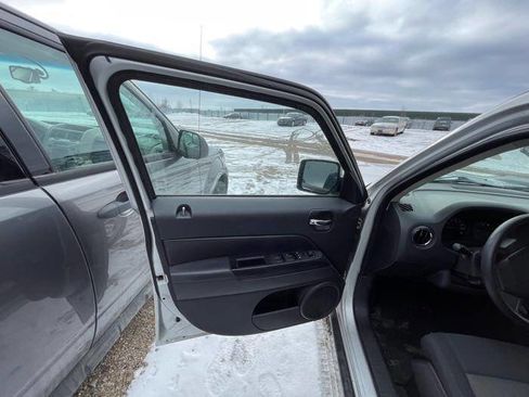 Used 2010 Jeep Patriot Sport w/ PWR Equipment Group image 22