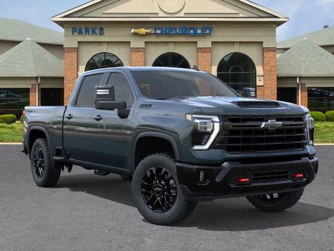 New 2026 Chevrolet Silverado 2500 LT image 8