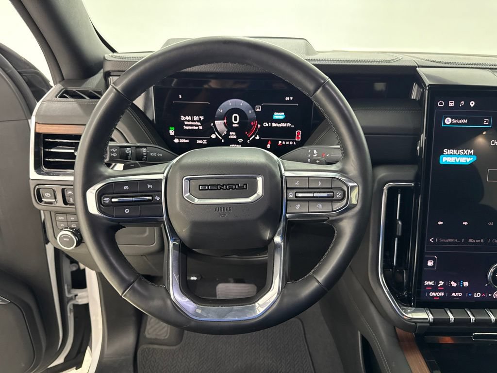 Used 2025 GMC Yukon Denali AWD/4WD image 10