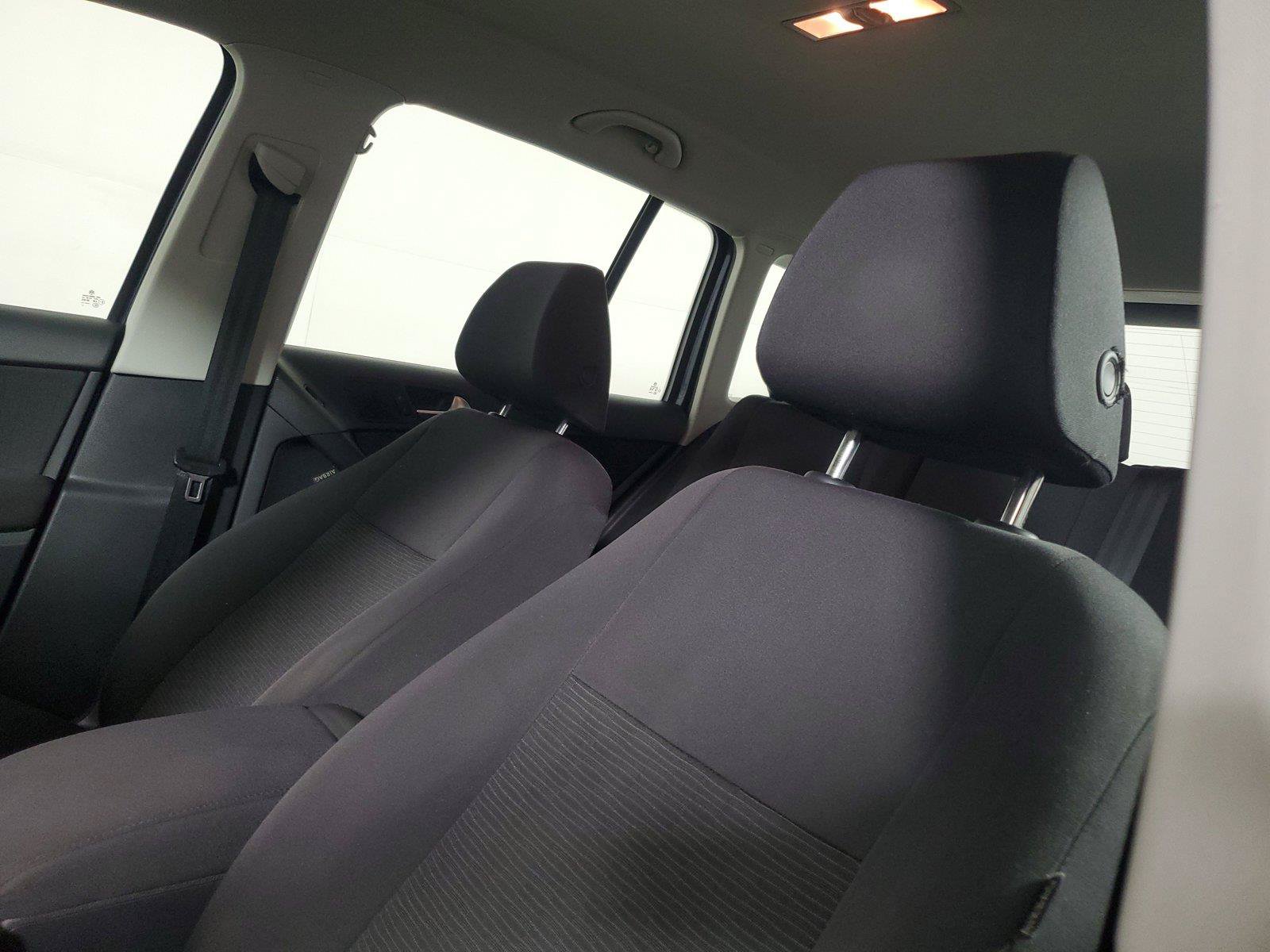 Used 2015 Volkswagen Tiguan S FWD image 22