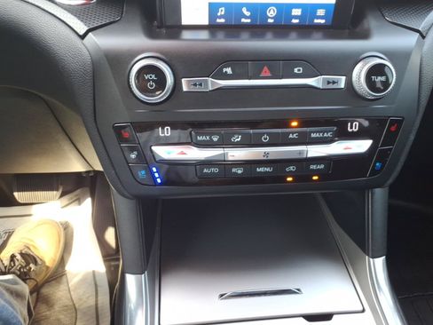 Used 2020 Ford Explorer ST w/ ST Street Pack AWD/4WD image 15