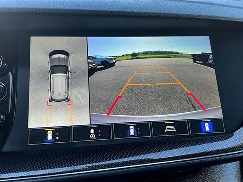 Used 2022 Buick Envision Essence w/ Technology Package I image 21