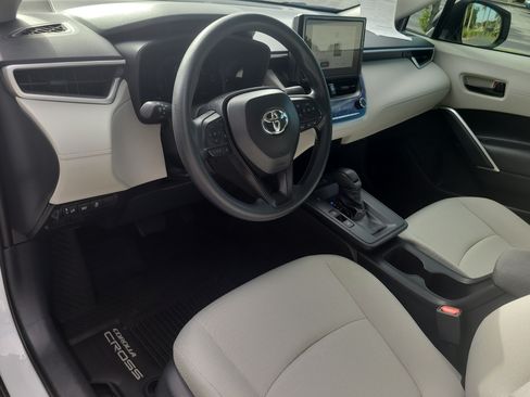Certified 2026 Toyota Corolla Cross L FWD image 18