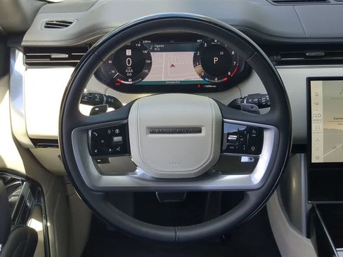 Used 2024 Land Rover Range Rover Long Wheelbase SE AWD/4WD image 22