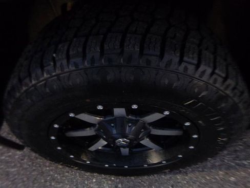 Used 2016 Chevrolet Suburban LT w/ Max Trailering Package image 23