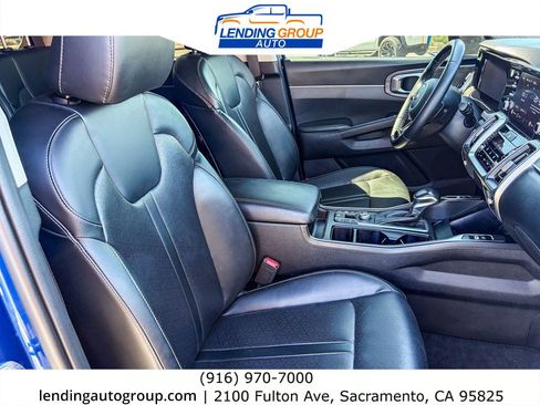 Used 2021 Kia Sorento EX w/ Panoramic Sunroof Package FWD image 15