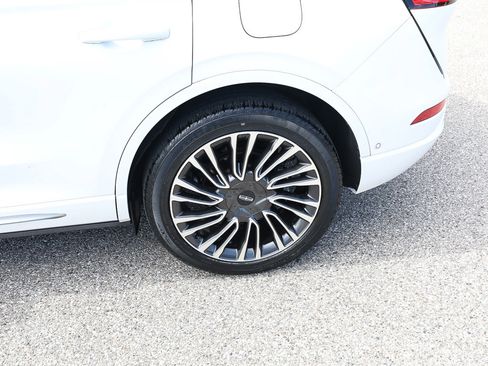 Used 2020 Lincoln Corsair Reserve w/ Equipment Group 202A AWD/4WD image 3