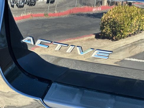 Certified 2025 Ford Explorer Active RWD image 29