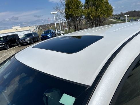 Used 2023 Honda Odyssey EX-L image 8