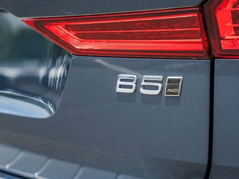 New 2026 Volvo XC60 B5 Plus w/ Protection Package Premier AWD/4WD image 8