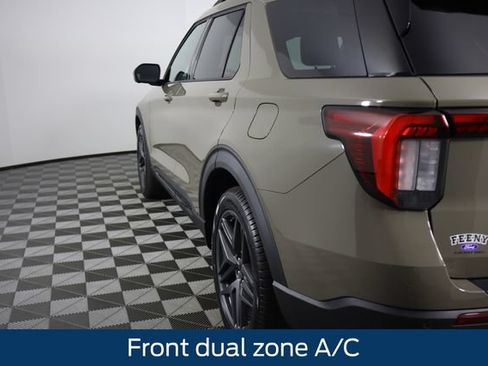New 2026 Ford Explorer ST w/ Sun And Sound Package AWD/4WD image 19