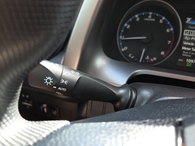 Used 2017 Toyota RAV4 LE w/ Carpet Mat Package FWD image 36