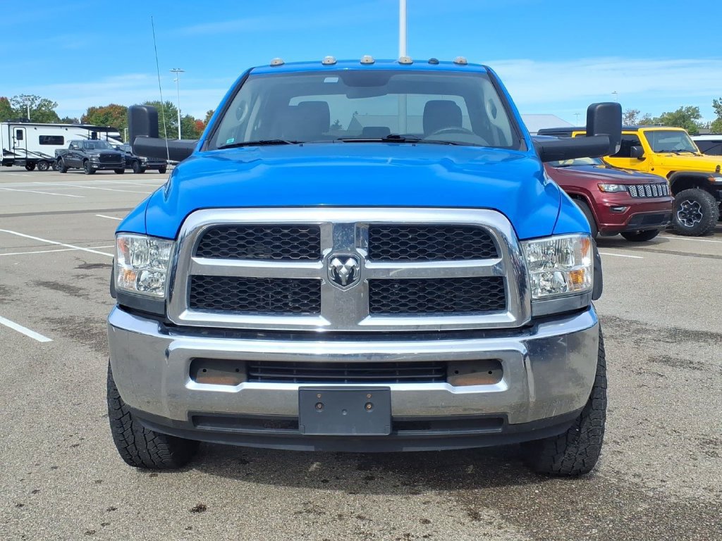 Used 2018 RAM 2500 Tradesman w/ Chrome Appearance Group AWD/4WD image 2