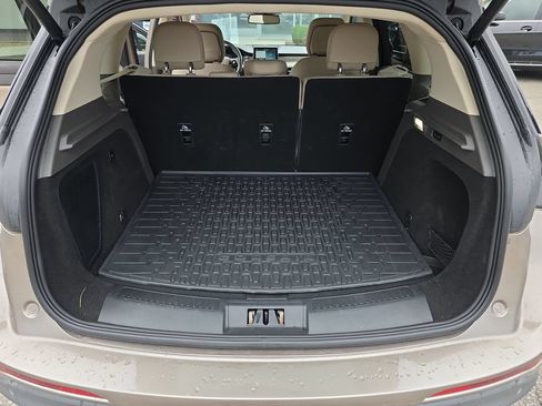 Used 2020 Lincoln Corsair FWD w/ Premium Package image 16
