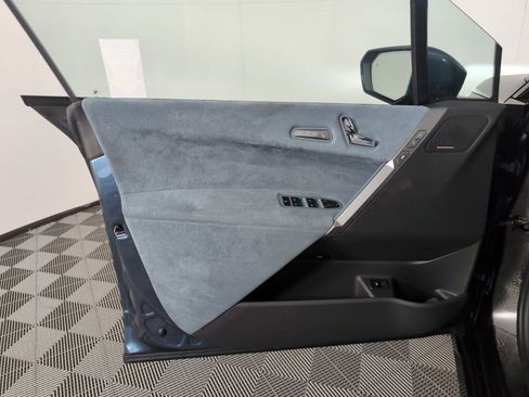 Used 2025 BMW iX xDrive50 w/ Premium Package image 20