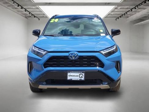 Used 2024 Toyota RAV4 XSE w/ Advanced Technology Package AWD/4WD image 9