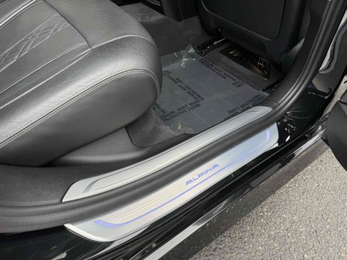 Used 2018 BMW ALPINA B7 xDrive image 51